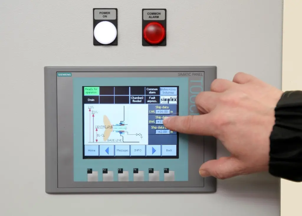 The new Airspace 5000 touch control panel