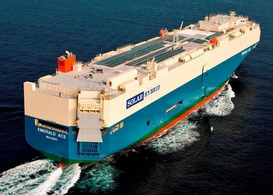 Hybrid car carrier 'Emerald Ace'