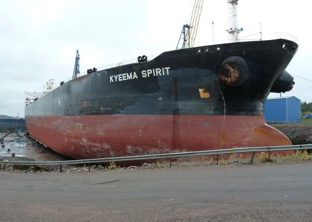 72 tonnes of metal was replaced in the course of the repair