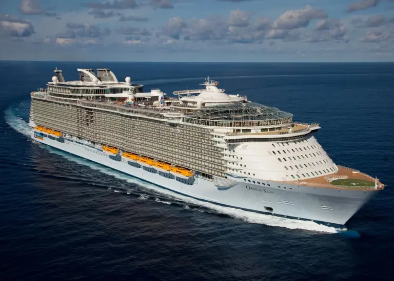 Third (and possibly fourth) Oasis class ships for RCCL will be built at St Nazaire