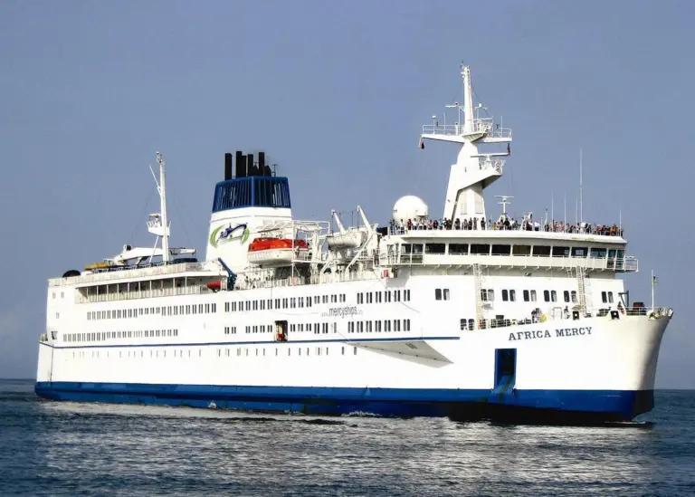 ‘Africa Mercy’ – benefits from Kittiwake’s onboard test kits