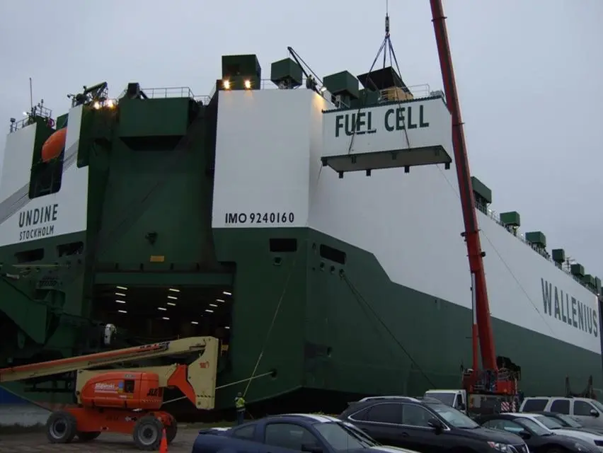 Installation aboard the Pure Car and Truck Carrier (PCTC) Undine in Germany