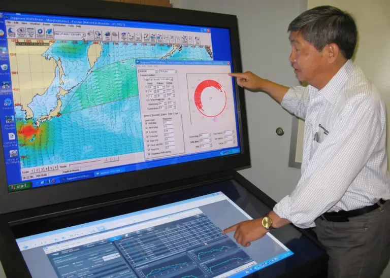 Dr Chen demonstrates VVOS