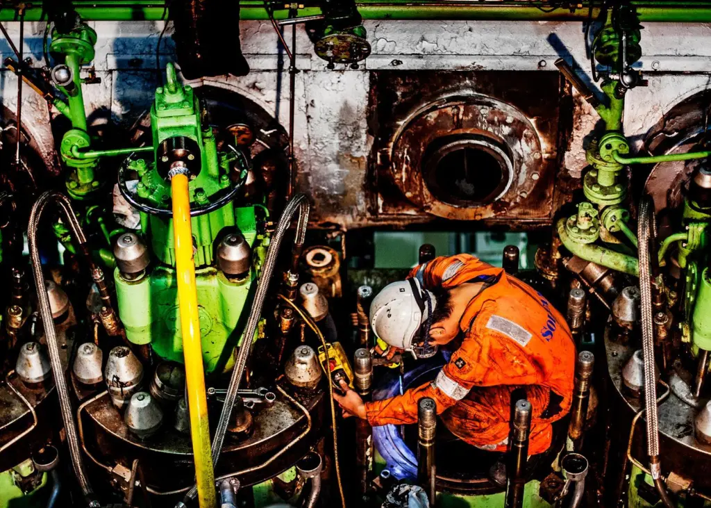 Optimising cylinder condition while meeting new emissions regulations is a key challenge for ship operators