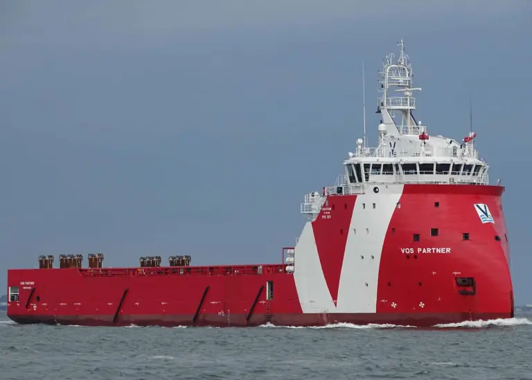 Vroon estimated annual fuel savings of 100,000 litres on 'VOS Partner' thanks to independent engine optimisation