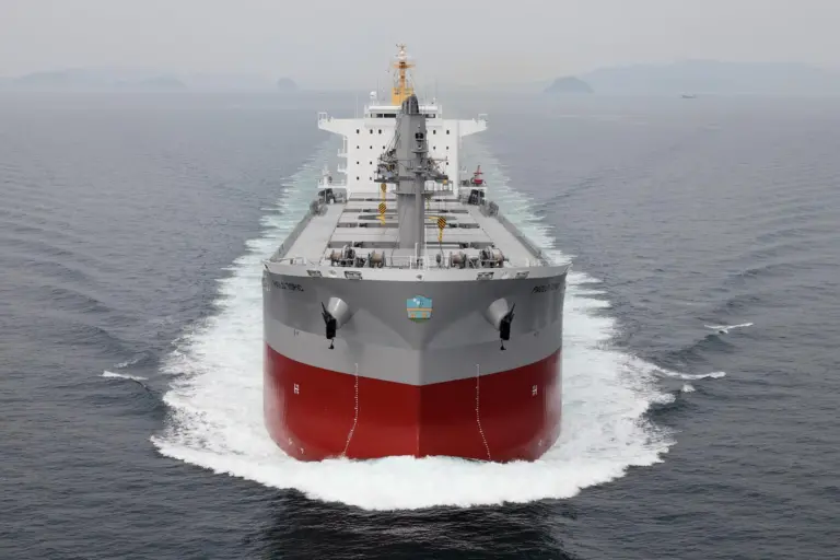 Ultramax bulk carrier, Paolo Topic, is being retrofitted with solar panels, which will be integrated into an HY hybrid-power module.
