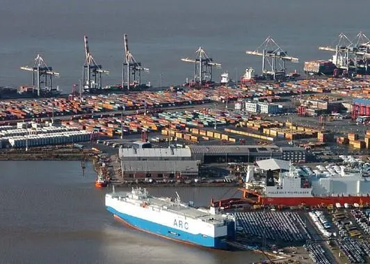 Neighbouring box and vehicle handling sectors in Bremerhaven.