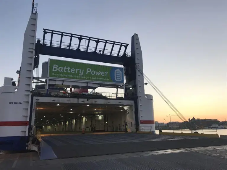 Installing a powerbank on the quay is the next step in the electrification of Stena's fleet (credit: Stena)