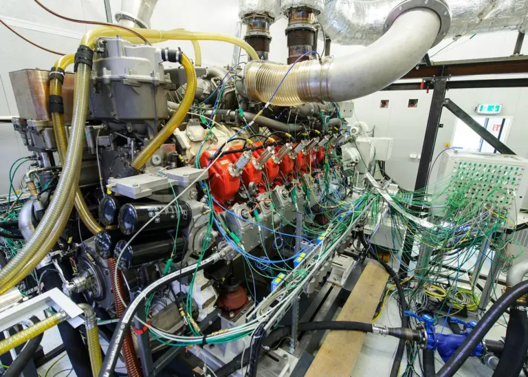 Full-scale multi-cylinder tests on a spark-ignited low-pressure hydrogen engine design are due to begin in 2021. (credit: Rolls-Royce)