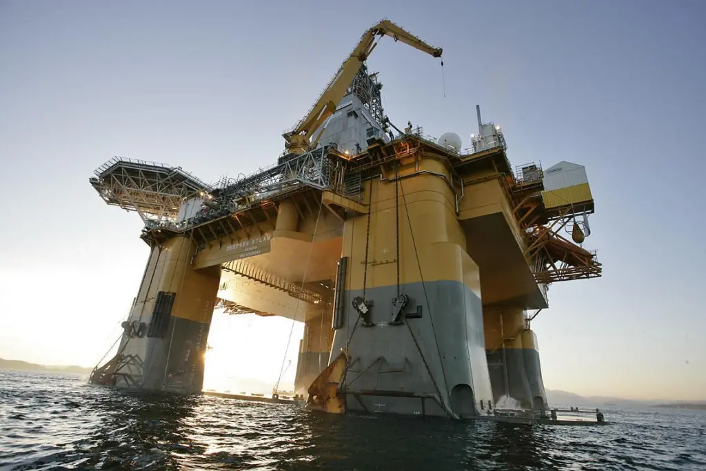 The active heave compensation onboard big drill rigs will add a couple of megawatts to the load on each lift of the string. Photo: NOV