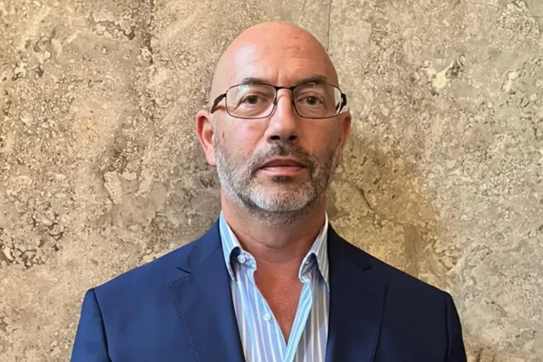 Dr. Luca Lori