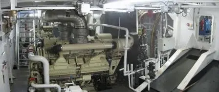 Jan-de-Nul-Backacter-1100-Engine-Room.jpg