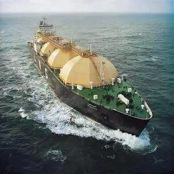 00_78735_Gazprom-LNG-tanker