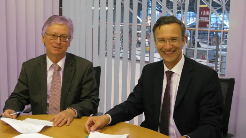 Dr Pierre C. Sames, Senior Vice President Strategic Research and Development of GL and Dr Wolfgang Mett