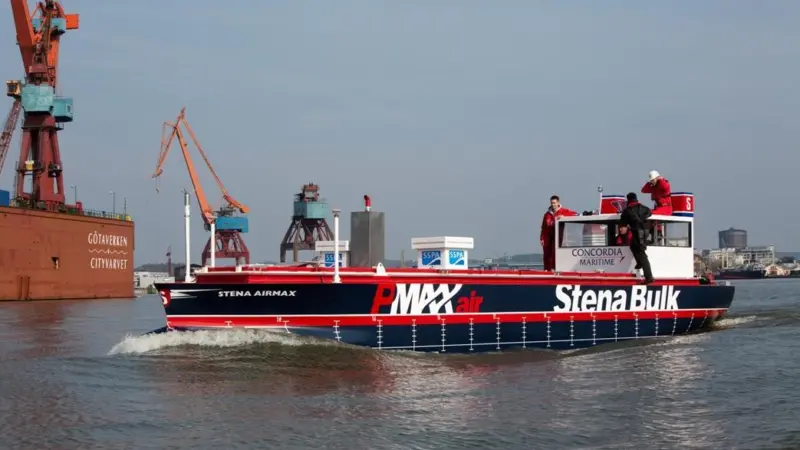 Large-scale demonstrator model of the Stena Airmax tanker design