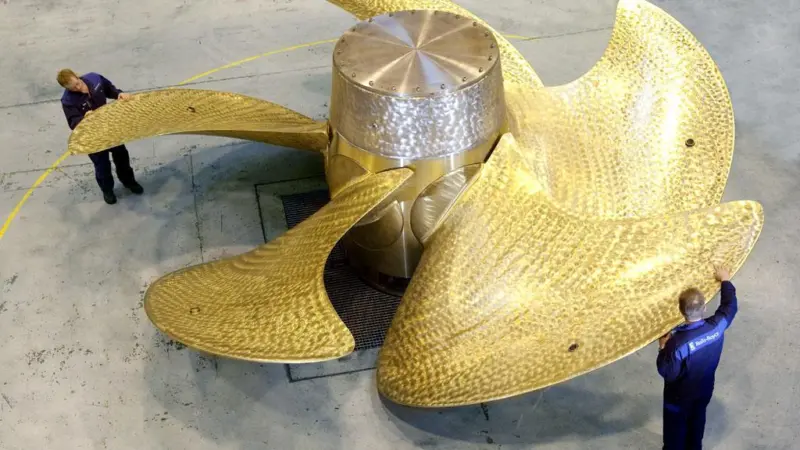 First propeller for the QE class carriers (photo supplied by Rolls-Royce)