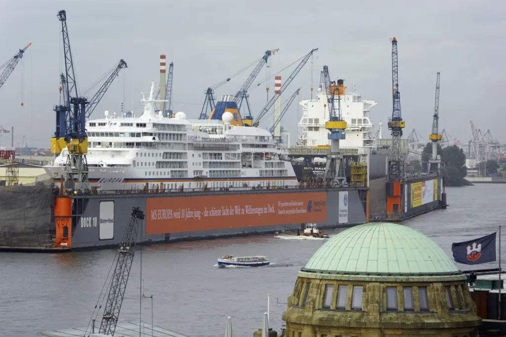 The sale of Blohm & Voss to Abu Dhabi has now been inked