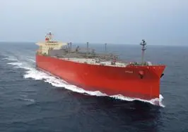 Kawasaki built LPG carrier ‘Hisui’, one of two vessels built in Japan this year that has Solasafe roller screens installed at the navigation bridge windows