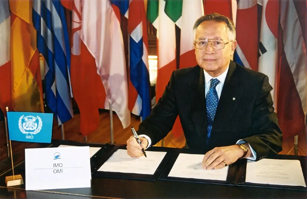 IMO secretary-general Efthimios E Mitropoulos says that shipping must act responsibly to deal with GHG emissions