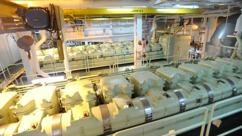 View of the engine room aboard the José María Entrecanales showing two of the MAN 9L48/60B main engines