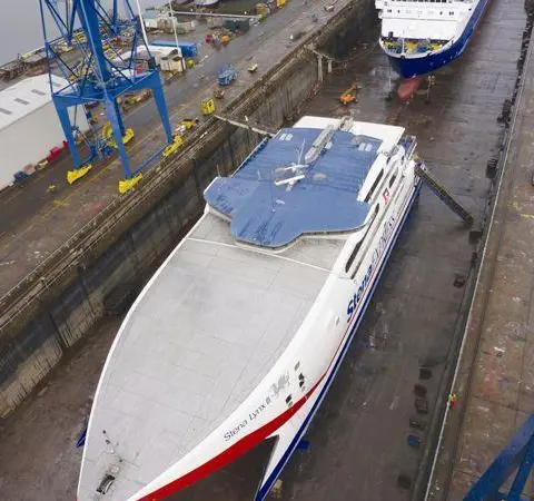 Stena Leader and Stena Lynx III double docking in Belfast