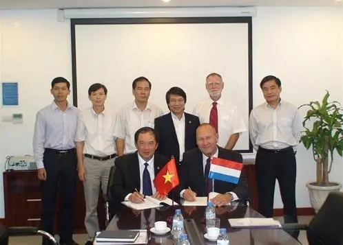 Signing ceremony for new Damen shipyard in Vietnam