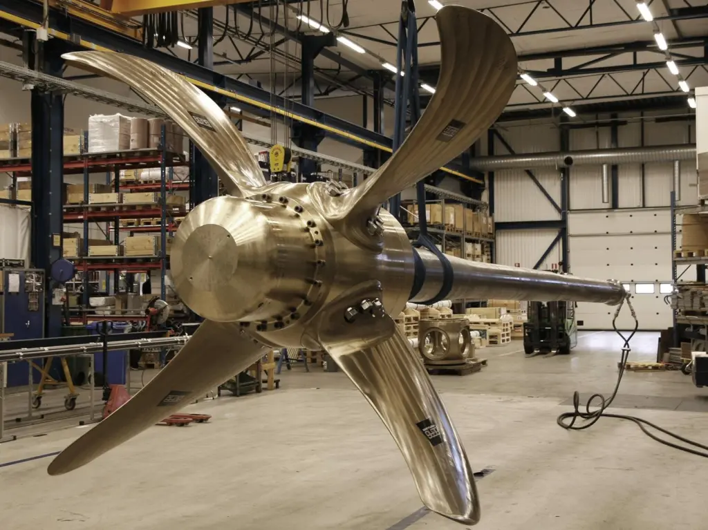 CP propeller in Berg’s workshop