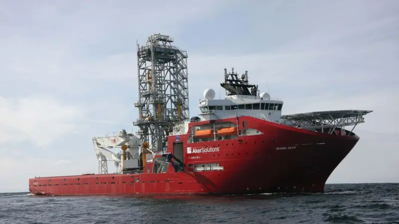 ‘Skandi Aker’ running her sea trials