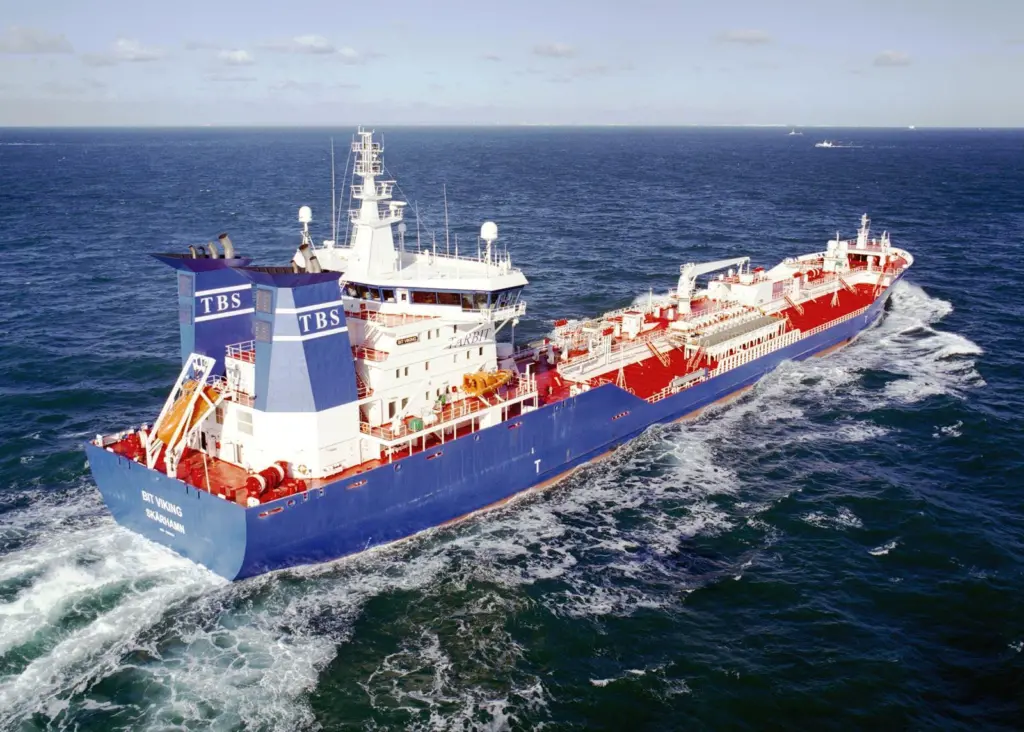 The 25,000 dwt product tanker ‘Bit Viking’ will be converted to run on gas