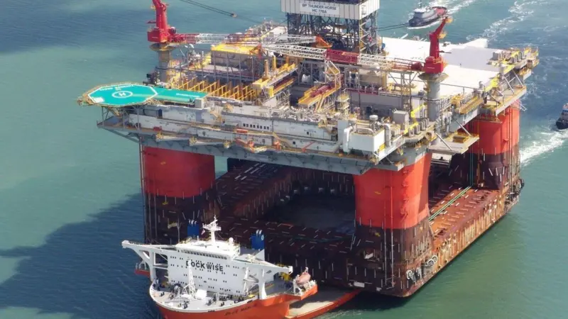 Dockwise’s largest heavy lift vessel ‘Blue Marlin’ will be eclipsed by the new ‘Type 0’ design