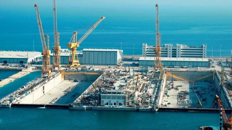 Occupying an area of 43 hectares, N-KOM has two VLCC-size dry docks with 2,400m of berth capacity