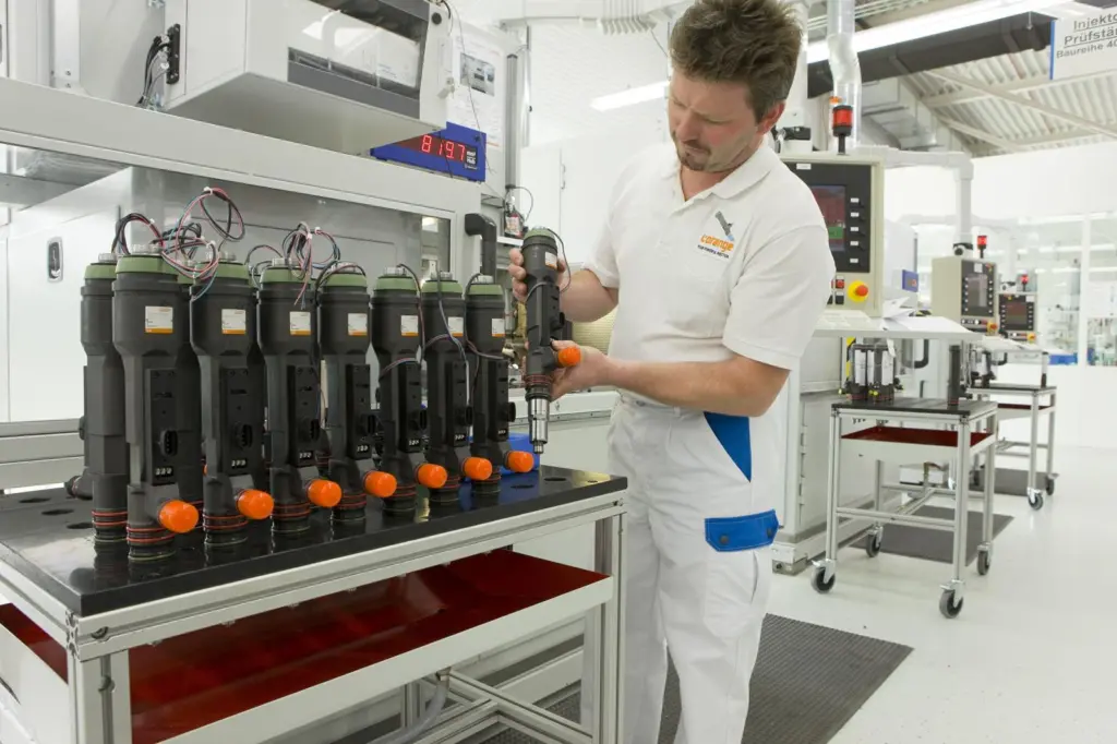 The 500,000th injector produced by L’Orange recently came off the production line