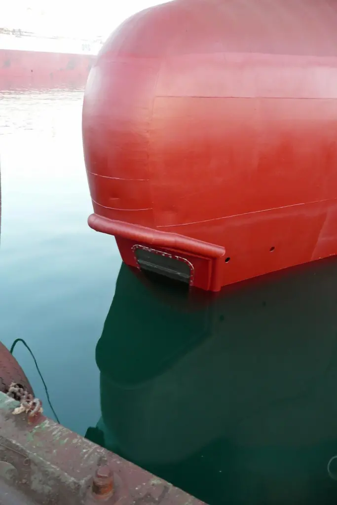 See Echo forward looking sonar installation in tanker bow