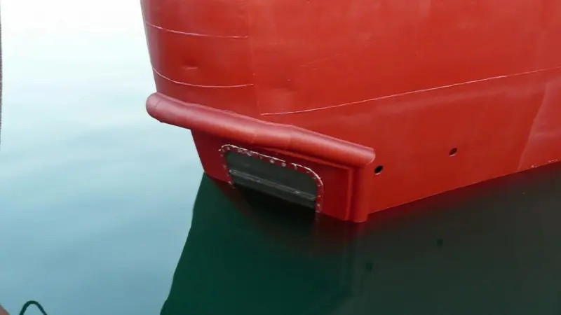 See Echo forward looking sonar installation in tanker bow
