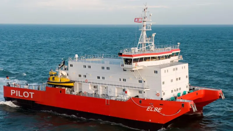 The new pilot station vessel ‘Elbe’