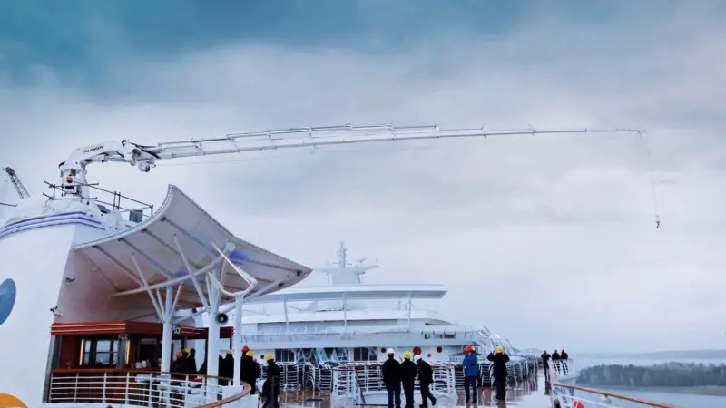 Palfinger’s ‘gardener’ crane on the ‘Allure of the Seas’ Central Park area
