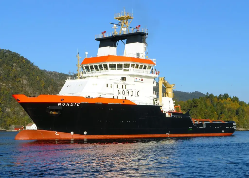 ‘Nordic’ is an emergency towing vessel designed to protect the German North Sea coastline,with a top speed of 20 knots and 200 tonnes bollard pull