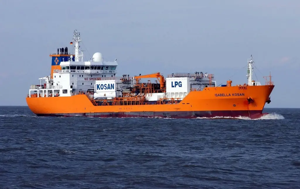 The BV-classed ‘Isabella Kosan’, an LPG carrier which can use cargo vapours as fuel in conjunction with fuel oil for diesel generators