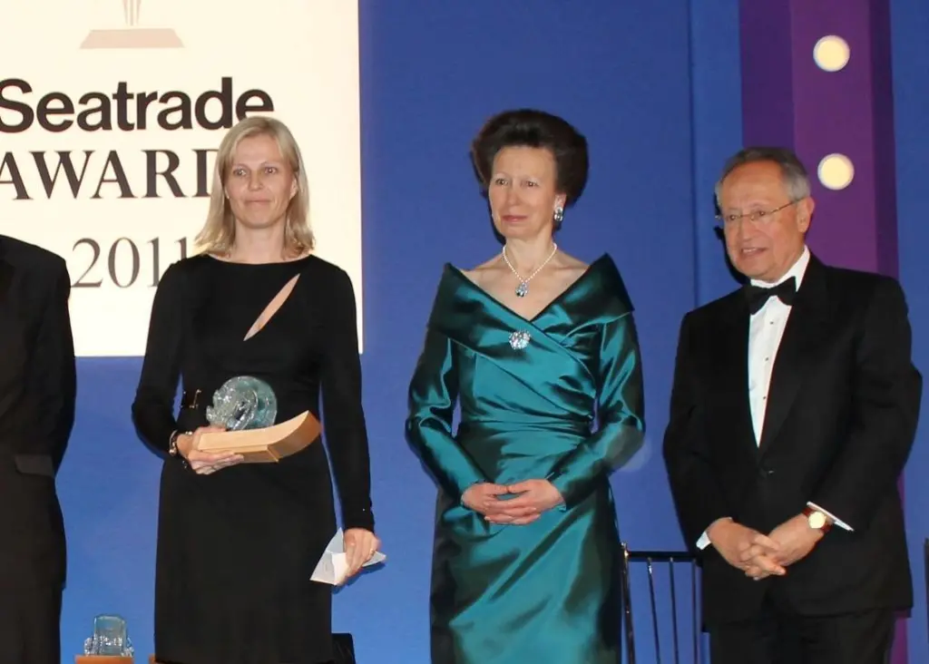 Gunvor Ulstein receives the Young Person in Shipping awards from HRH Pricess Royal, watched by the IMO secretary-general