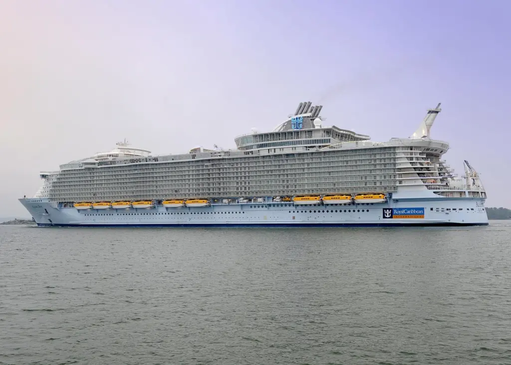 ‘Allure of the Seas’, one of the ships covered by Wärtsilä’s largest marine maintenance support agreement