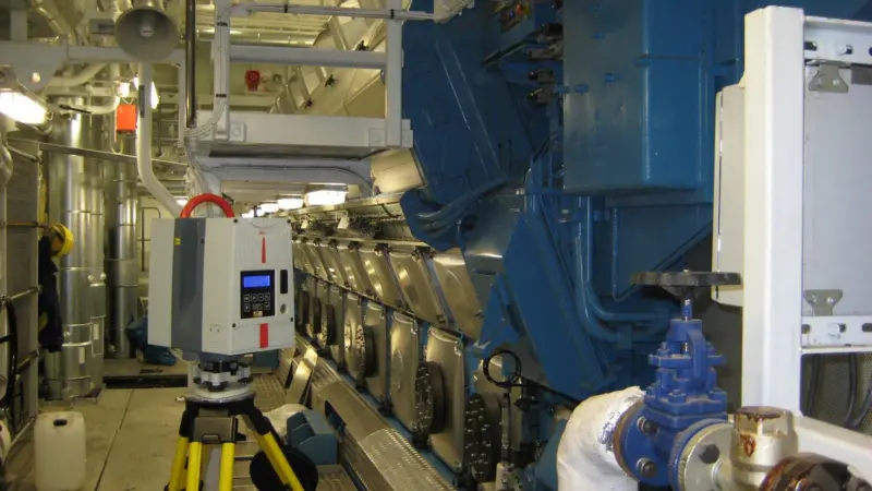 Harsh conditions in the engine room - an everyday job for an HDS scanner from Leica Geosystems