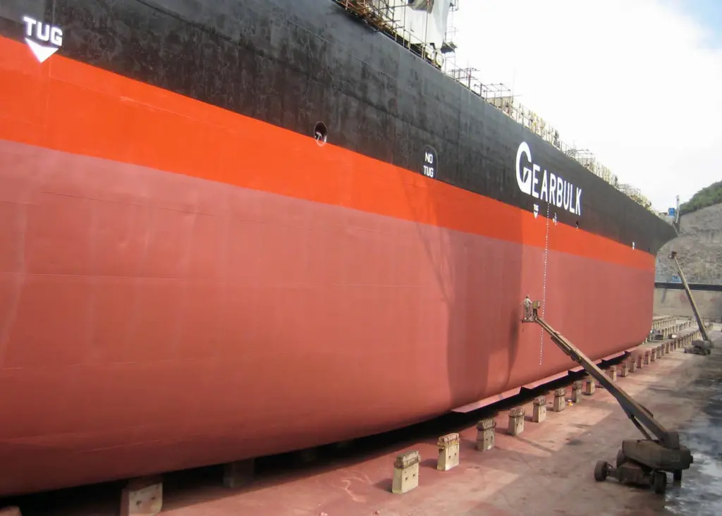 Jotun’s HPS system is based on the use of SeaQuantum X200 antifouling