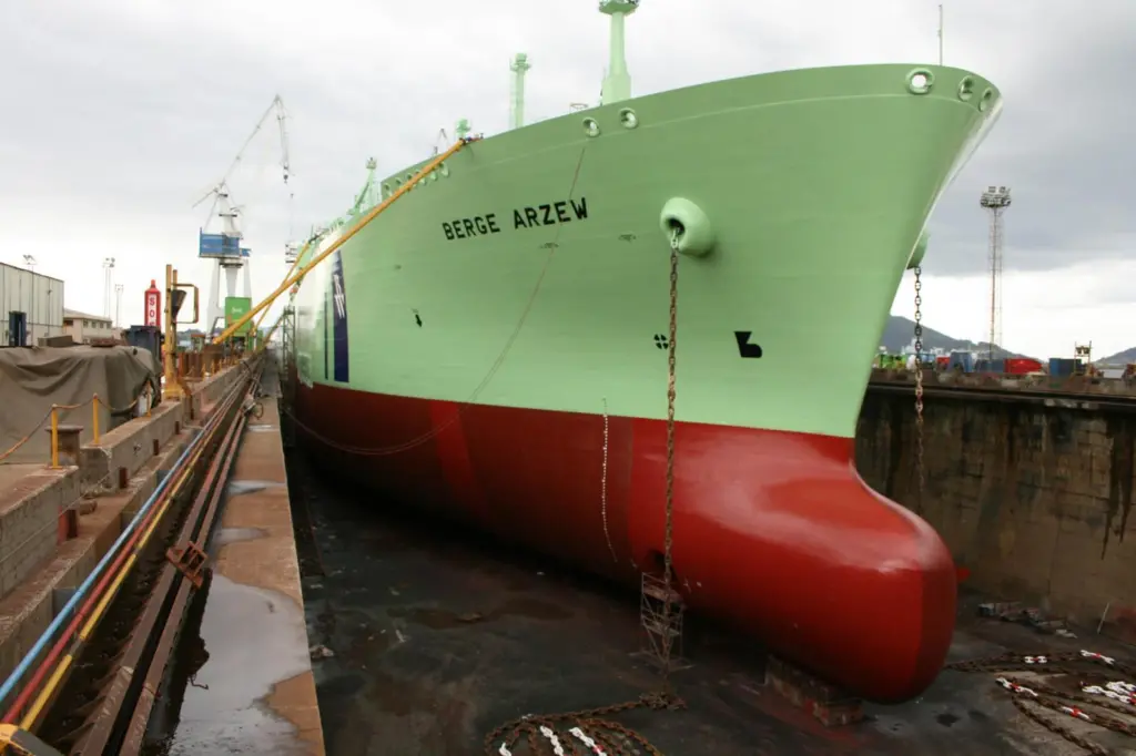 LNG carrier ‘Berge Arzew’ provided a floating test-bed for AMC’s Green Ocean Coatings