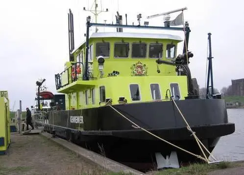 Kennemer, now able to operate reliably in the Frisian Islands where sand and debris played havoc with its old open water lubricated stern tube