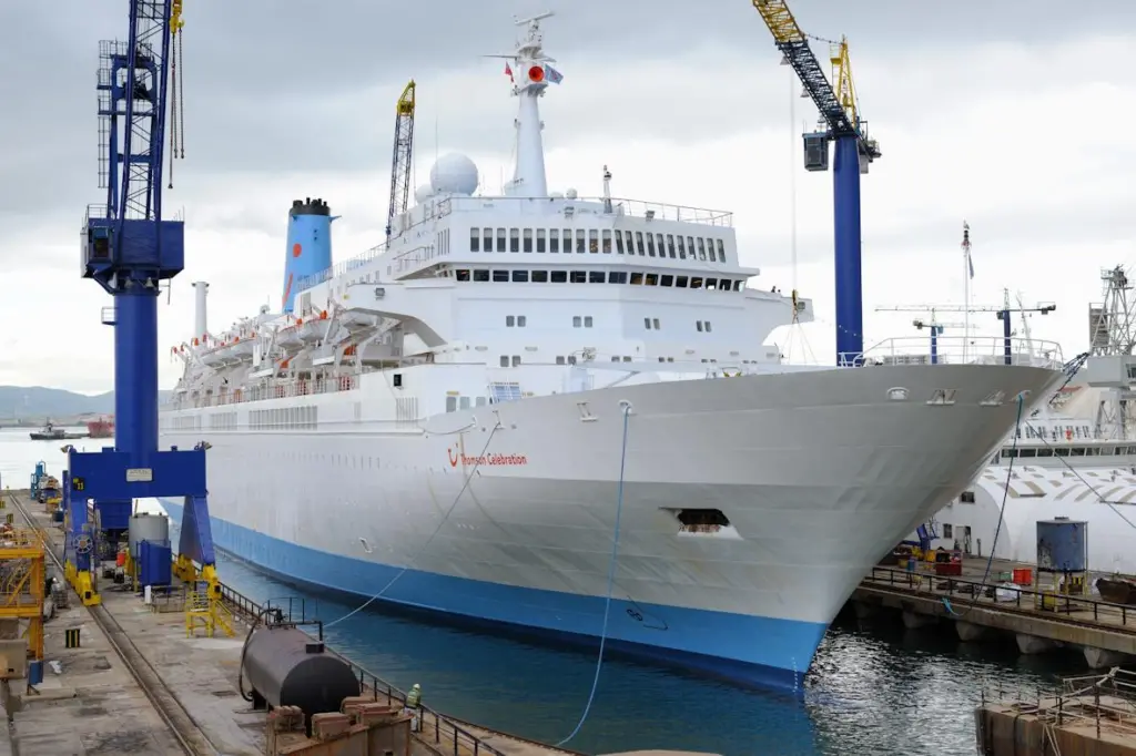 The refurbished ‘Thomson Celebration’ leaving Gibdock drydock