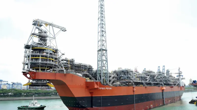 The newly converted ‘FPSO PSVM’ leaving Jurong shipyard