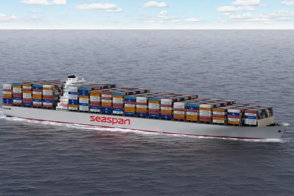 The Seaspan container ship hull lines have been optimised for a speed range of 18-22 knots. In this range, the fuel consumption has been reduced by 16-27% compared to contemporary similar-size ship series presently operated by the industry