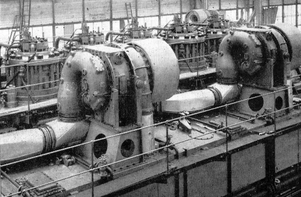RT67 turbochargers on a Sulzer RD90 engine