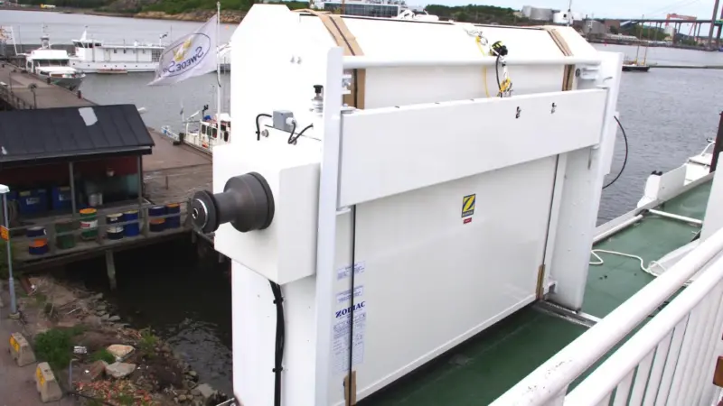 The Zodiac MES ESS escape system installed on the ‘Älvsnabben 4’