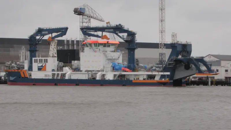 Self propelled cutter suction dredger ‘Athena’ features three Wärtsilä 6L46F engines and Wärtsilä FP propellers